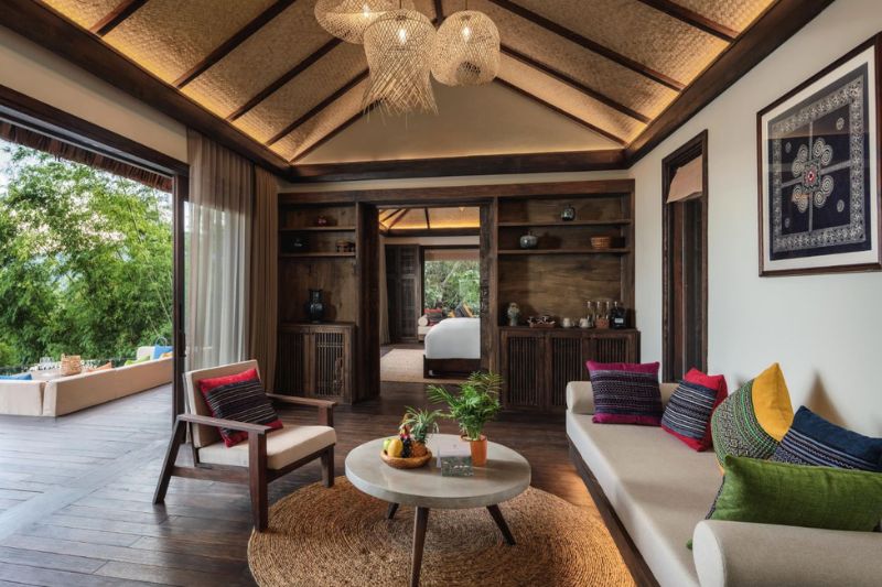 Avana 2br living room