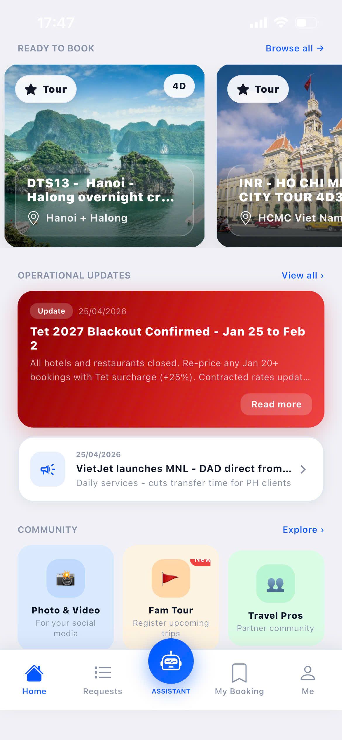 Dong DMC Partner App layar katalog dengan paket siap pesan tier-priced untuk day trip dan transfer Vietnam